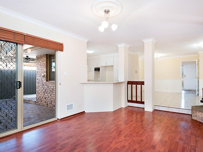 3 Peggs Place, Leeming WA 6149