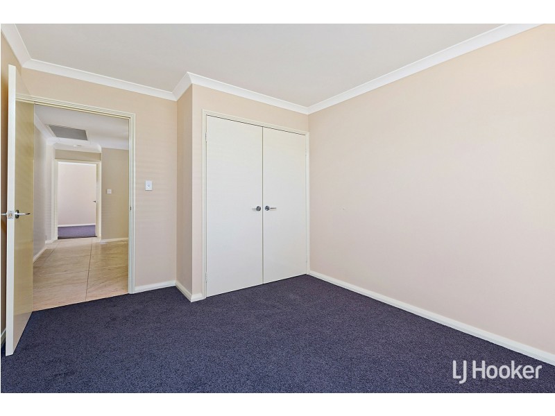 6 Gandossi Court, Success WA 6164