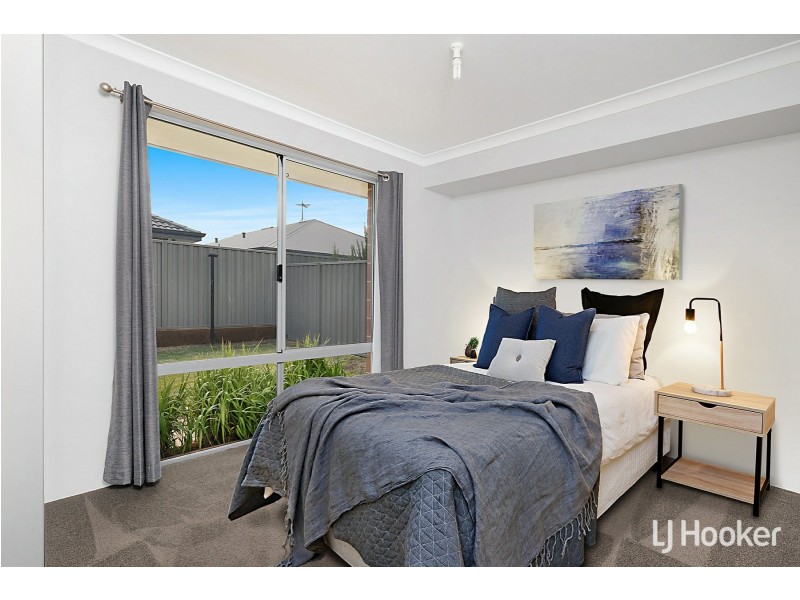 3 Littabella Avenue, Wandi WA 6167
