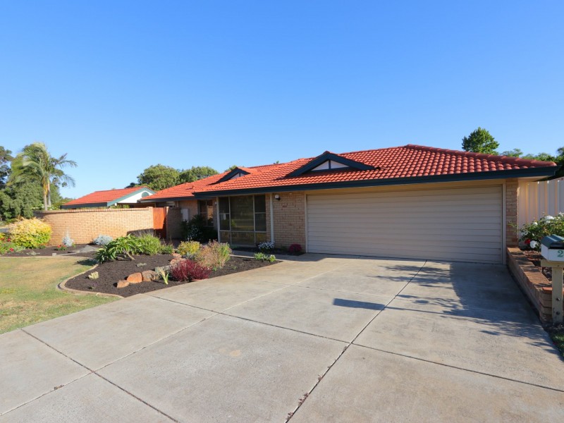 24 Harrington Crescent, Leeming WA 6149