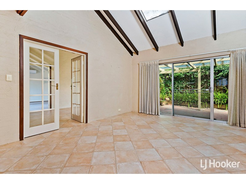 27 Henry Bull Drive, Bull Creek WA 6149