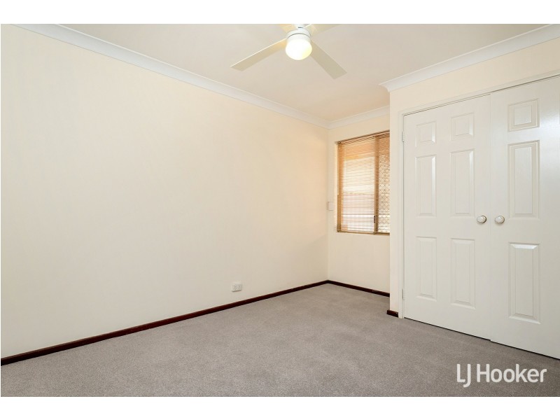 8 Sentinel Gardens, Leeming WA 6149