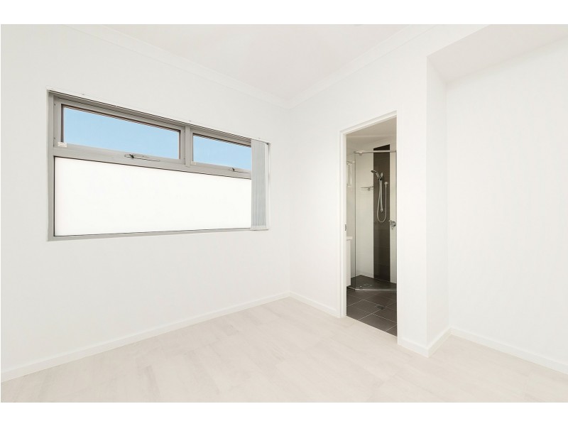 13/8 Bragor Place, Ardross WA 6153