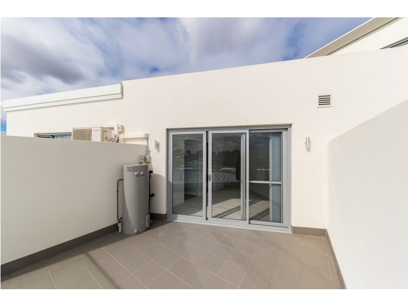 13/8 Bragor Place, Ardross WA 6153