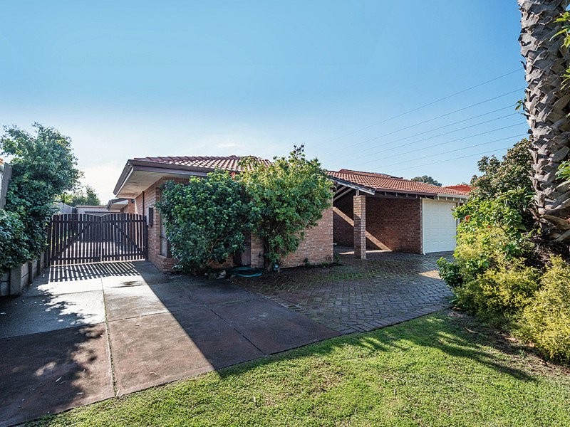 45a Hartfield Crescent, Leeming WA 6149