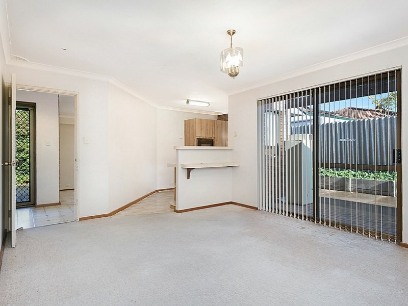 45a Hartfield Crescent, Leeming WA 6149