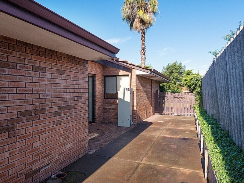 45a Hartfield Crescent, Leeming WA 6149