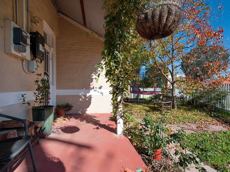 36 Elvire Street, Midland WA 6056