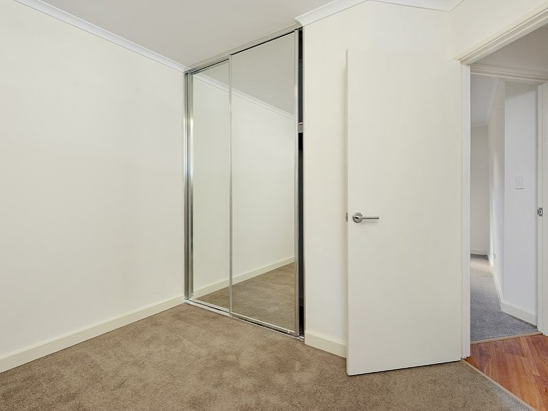 26/12 Bushlark Turn, Erskine WA 6210