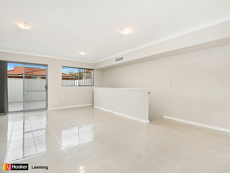 5/2 First Avenue, Applecross WA 6153