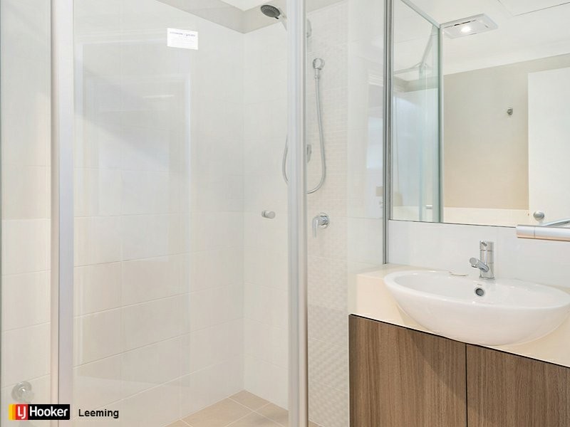 5/2 First Avenue, Applecross WA 6153