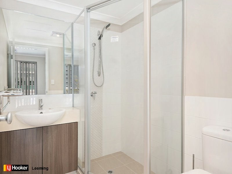 5/2 First Avenue, Applecross WA 6153