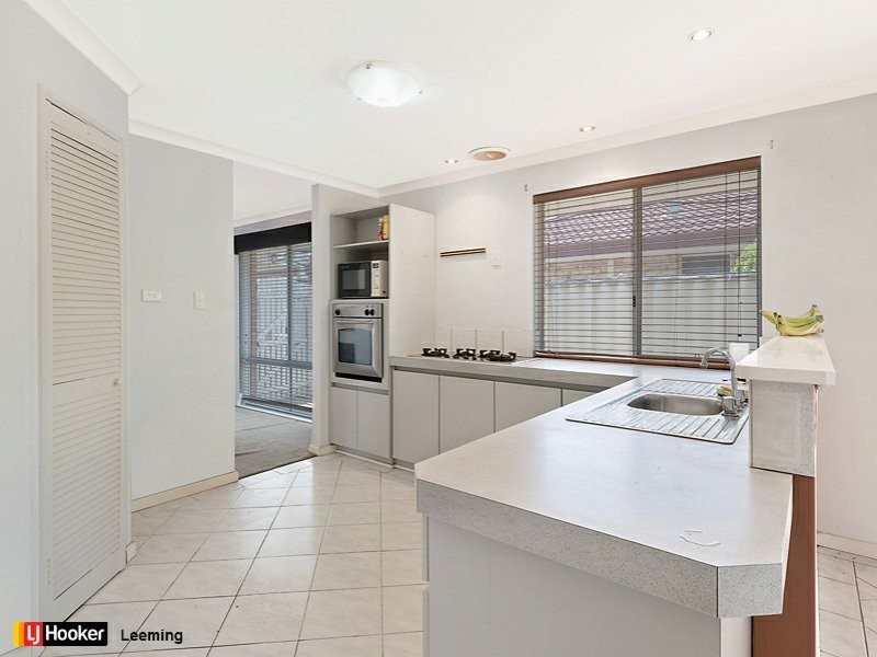 3 Ursuline Vista, Queens Park WA 6107