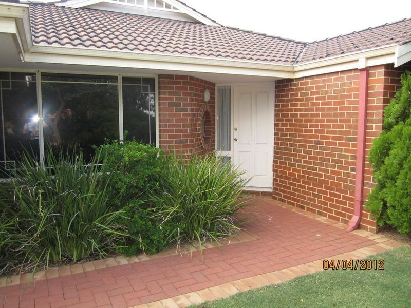 18 Mahogany Loop, Atwell WA 6164