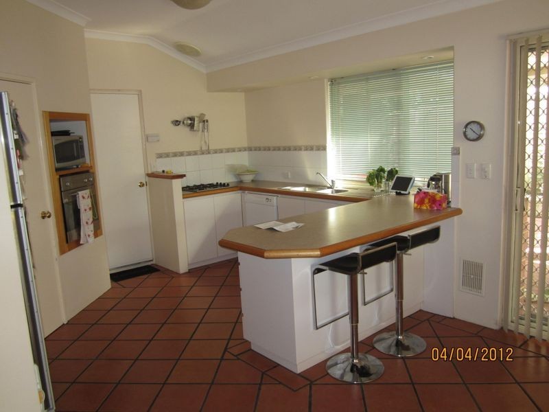 18 Mahogany Loop, Atwell WA 6164