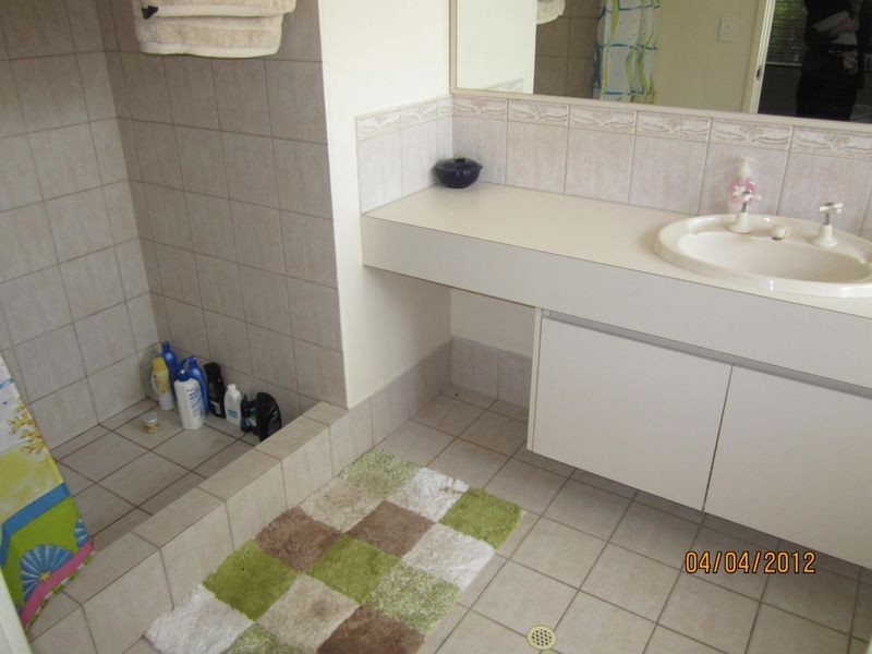 18 Mahogany Loop, Atwell WA 6164