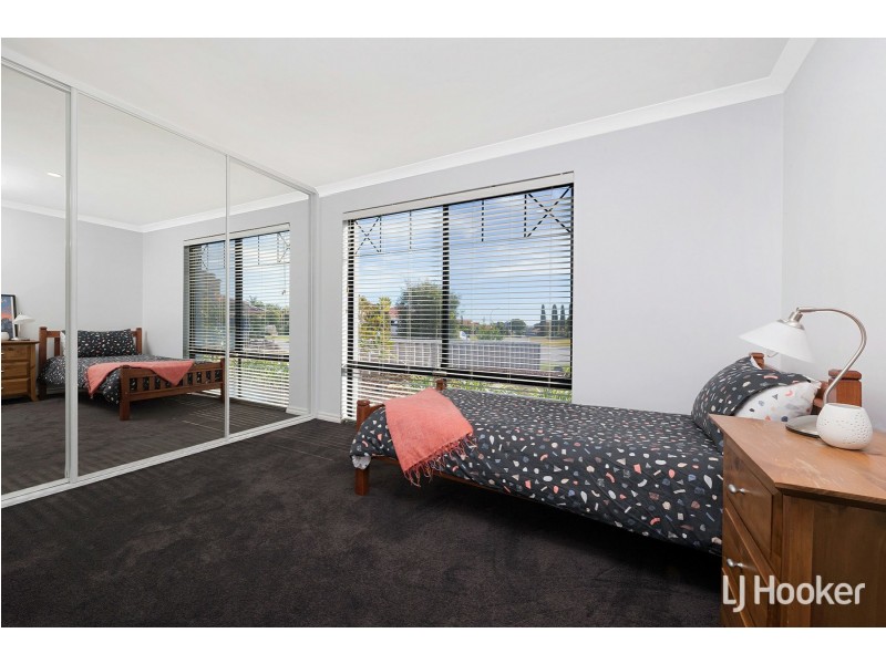 22 Twin Branch Rise, Leeming WA 6149