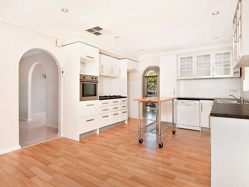 13 Waraker Way, Leeming WA 6149