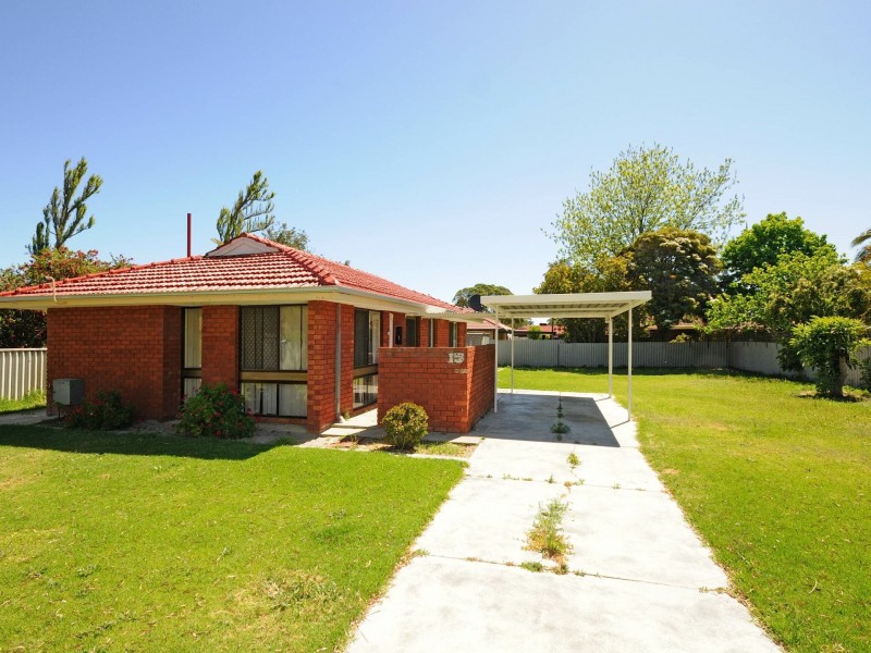 15 Orbit Street, Beckenham WA 6107