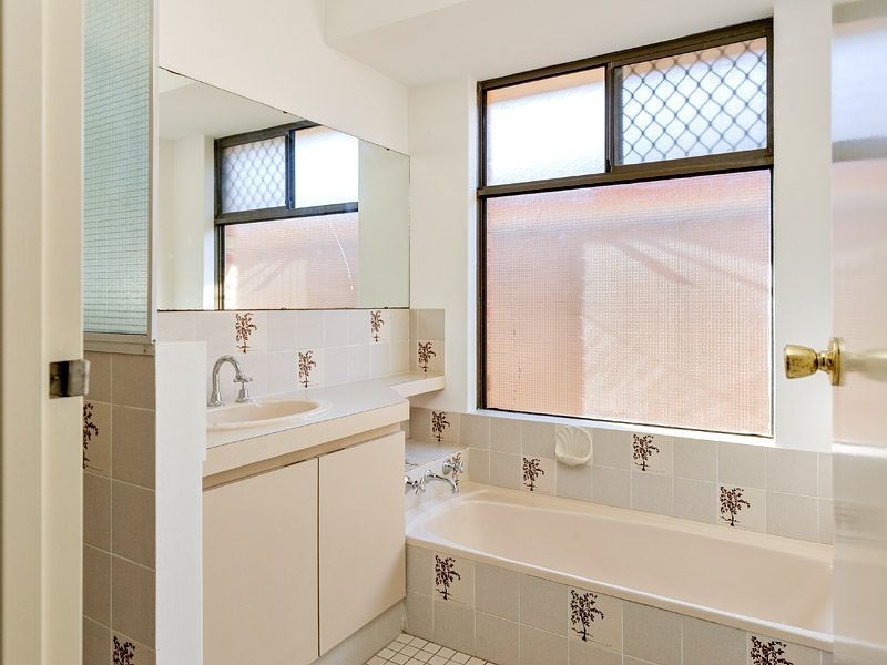 1 Ebro Way, Willetton WA 6155