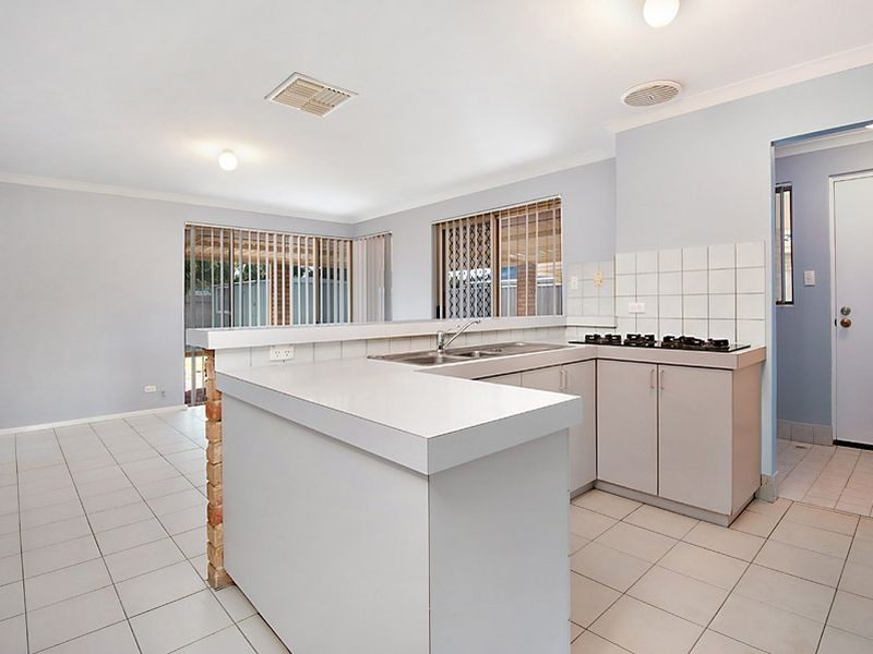 2/37 Gympie Way, Willetton WA 6155