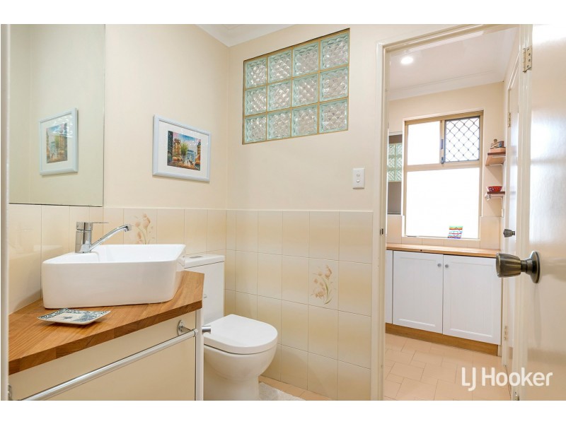 10 Meadow Grove, Leeming WA 6149