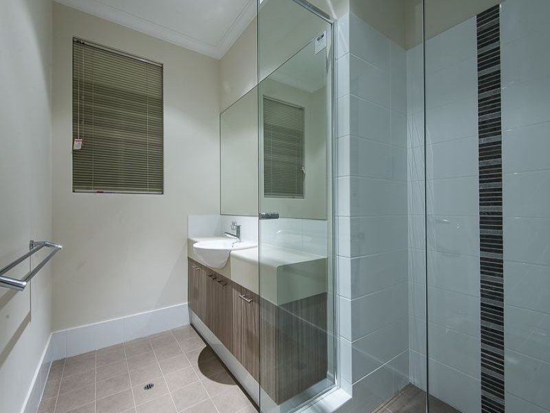 65 Lyon Road, Atwell WA 6164