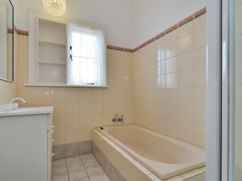 422 Karnup Road, Hopeland WA 6125