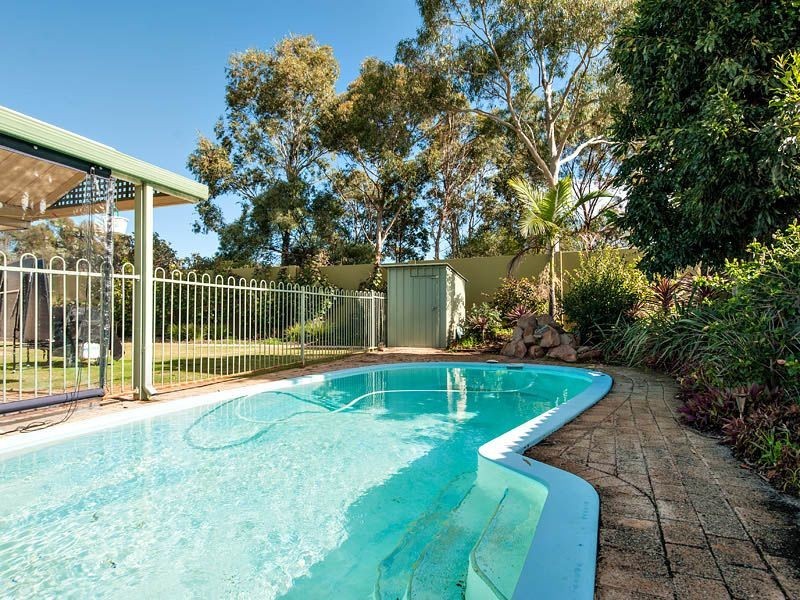 3 Howlett Place, Leeming WA 6149