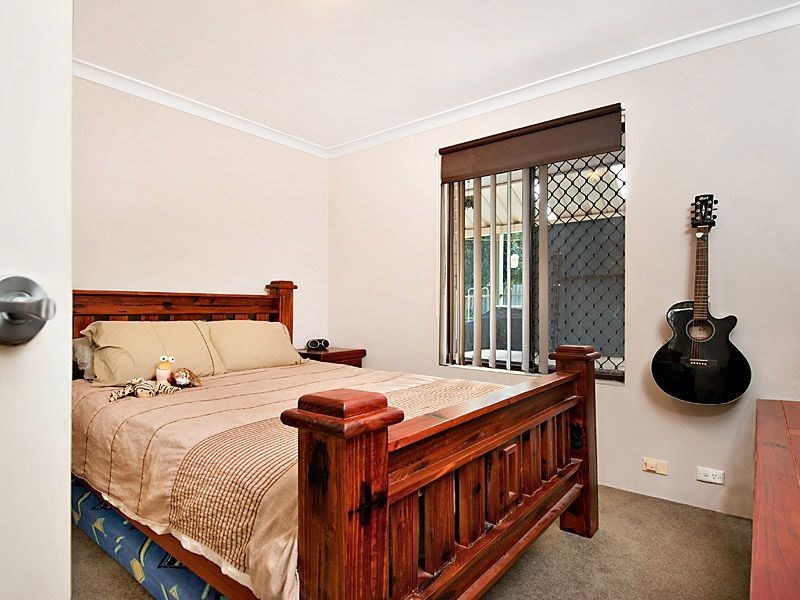 3 Howlett Place, Leeming WA 6149