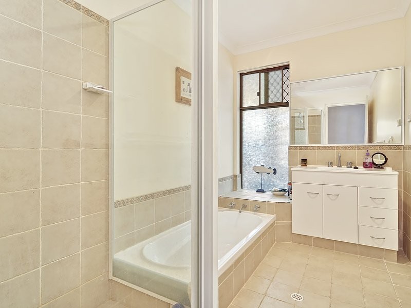 98 Apsley Road, Willetton WA 6155