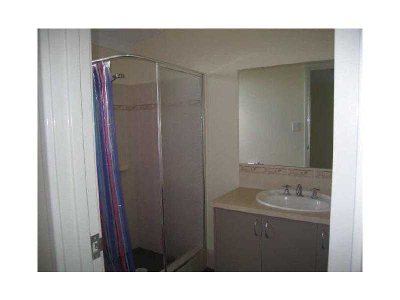 17 Sheffield Bend, Success WA 6164