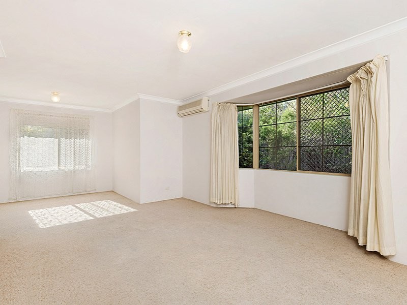 1a Farrington Road, Leeming WA 6149