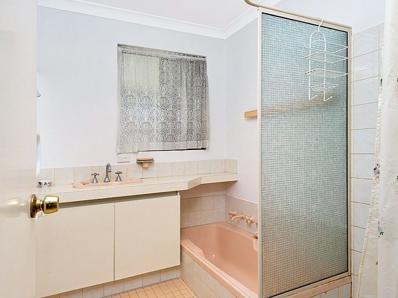 1a Farrington Road, Leeming WA 6149
