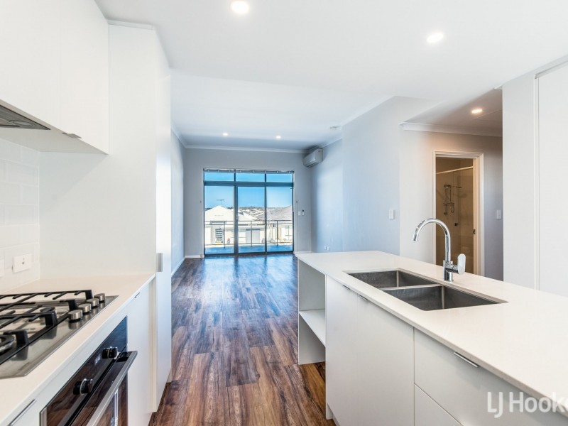 15/2 Cooli Street, Hammond Park WA 6164