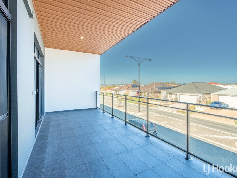15/2 Cooli Street, Hammond Park WA 6164
