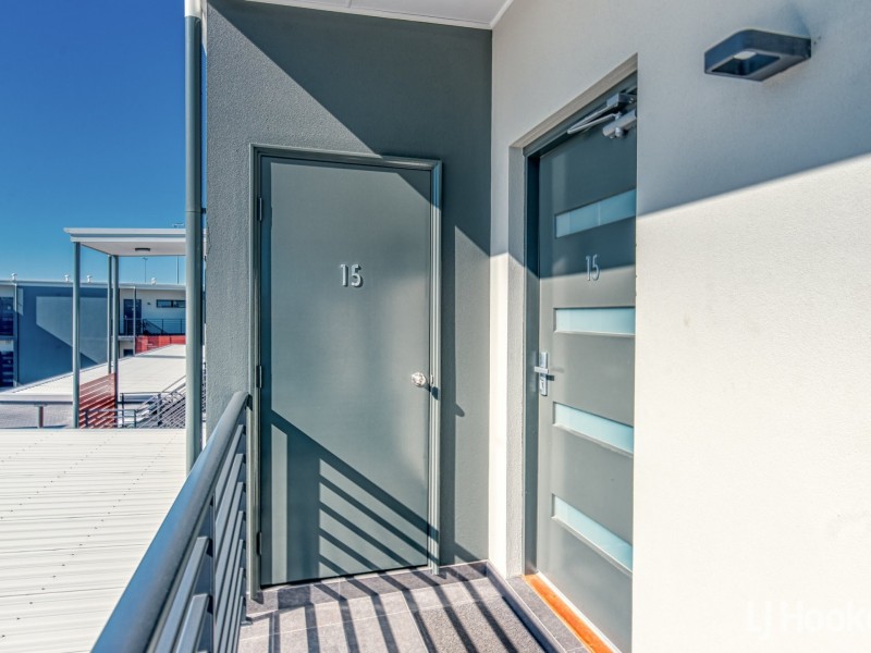 15/2 Cooli Street, Hammond Park WA 6164