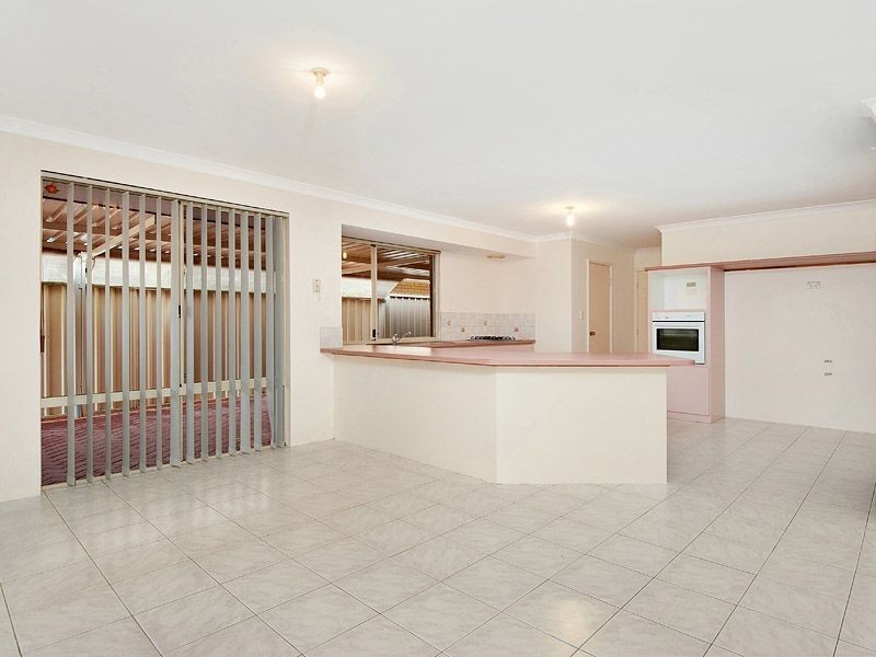 14 Figtree Drive, Canning Vale WA 6155