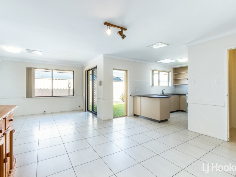 8 Jamy Place, Hamilton Hill WA 6163
