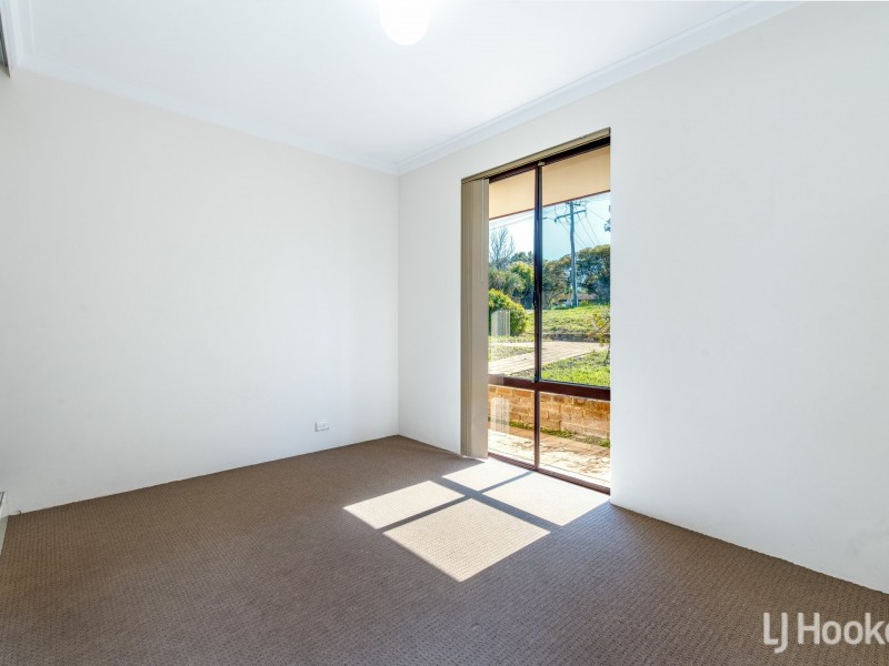 8 Jamy Place, Hamilton Hill WA 6163