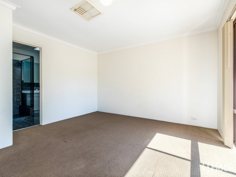 8 Jamy Place, Hamilton Hill WA 6163