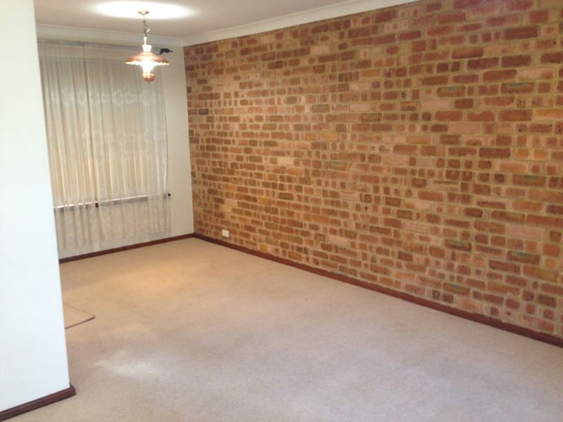 23 Winchester Way, Leeming WA 6149