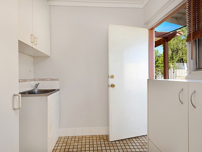 99b Doolette Street, Spearwood WA 6163