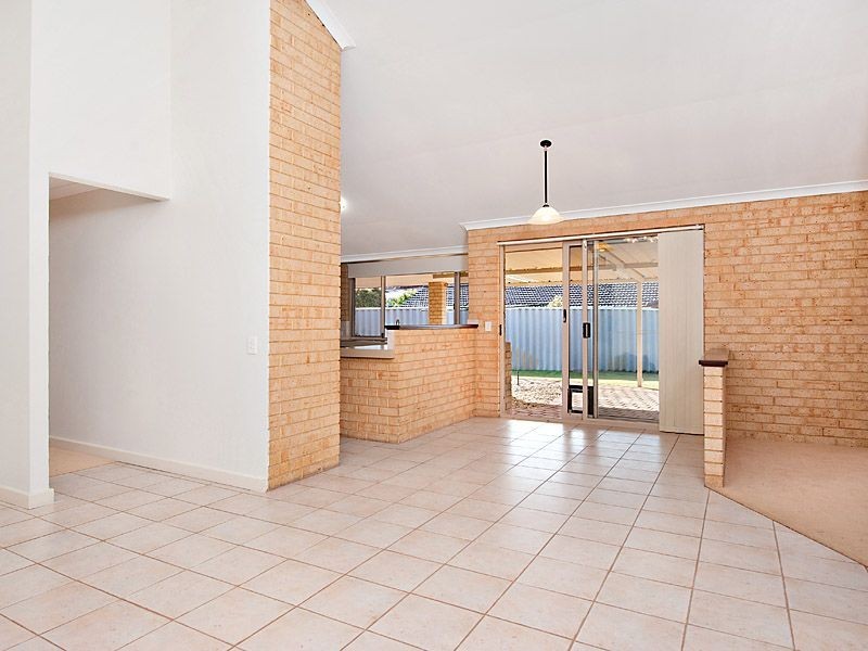 12 Trailridge Turn, Leeming WA 6149