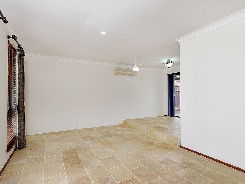 41 Nicholls Crescent, Bull Creek WA 6149