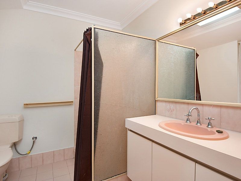 4 Daly Court, Leeming WA 6149