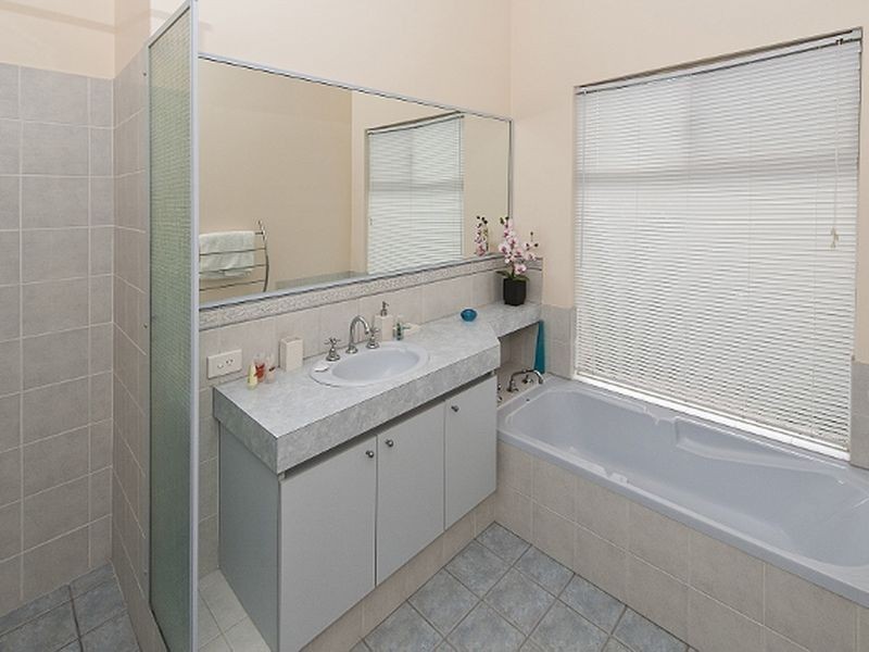 8 Laguna Green, Jandakot WA 6164