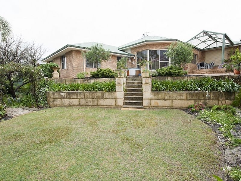 8 Laguna Green, Jandakot WA 6164