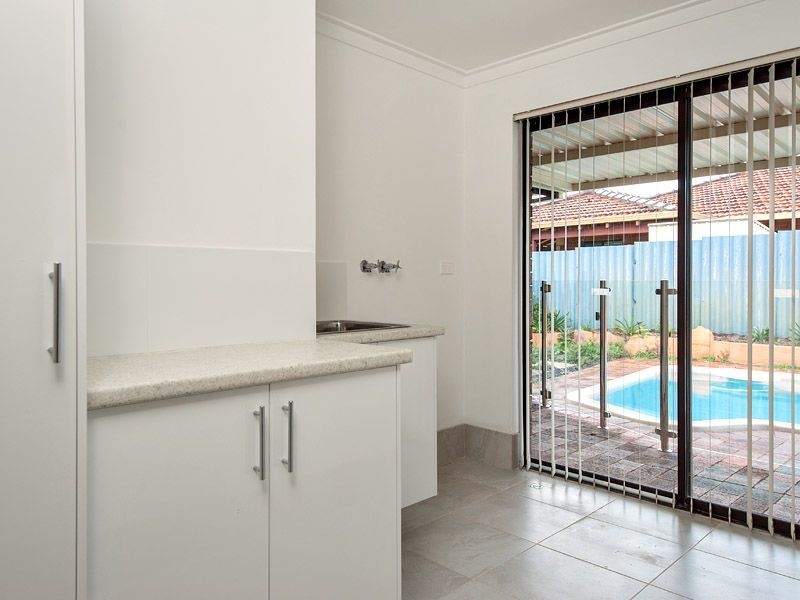 8 Cardinal Crescent, Leeming WA 6149