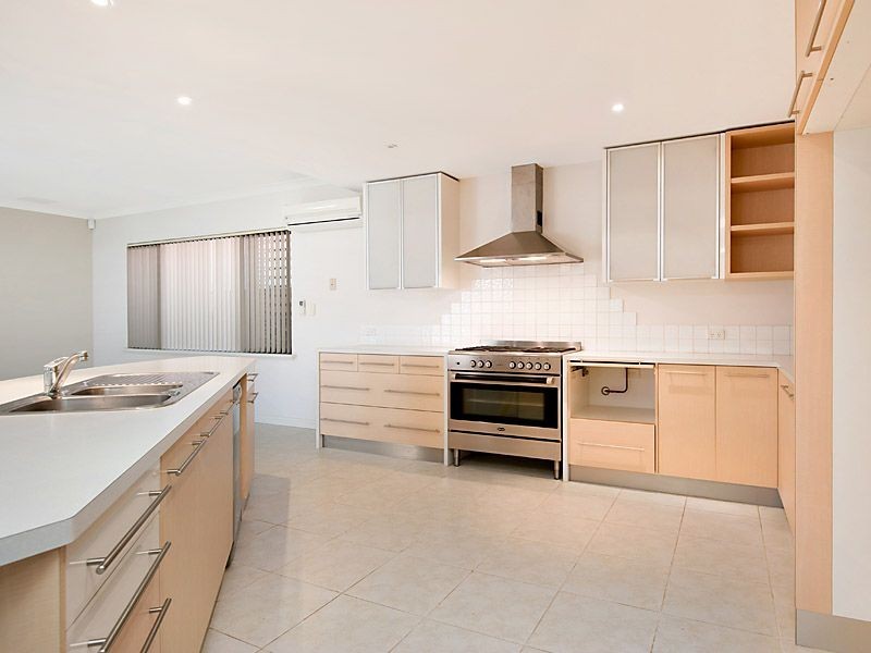 14 Sanderling Way, Beeliar WA 6164